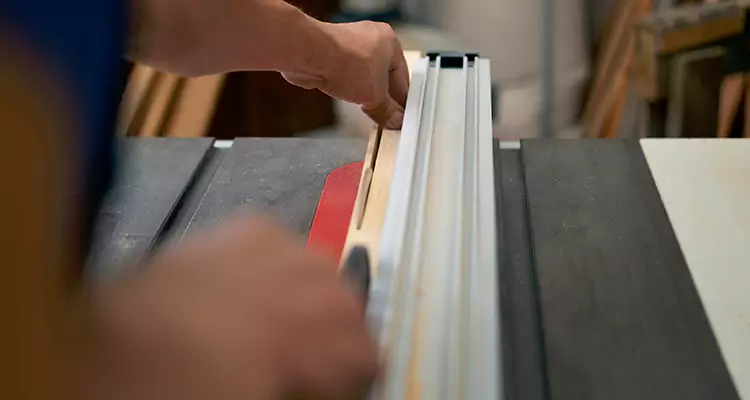 Bifold Door Seal Repair in Fleming Island, FL