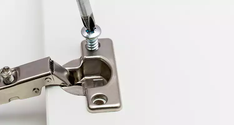 Screen Door Hinge Repair in Fleming Island, FL