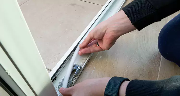 Garage Door Off Track Repair in Fleming Island, FL