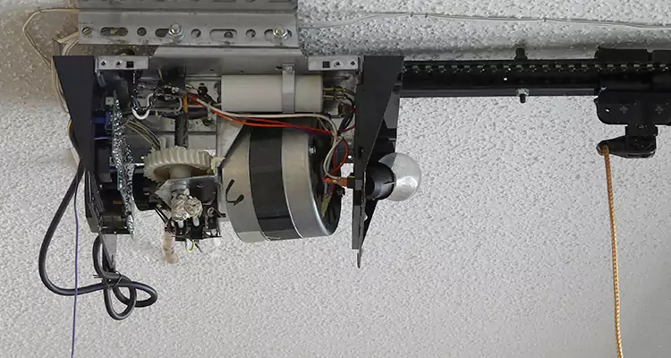 Emergency Garage Door Opener Repair in Fleming Island, FL