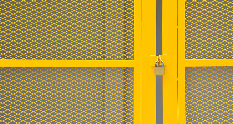 Steel Mesh Screen Door Repair in Fleming Island, FL