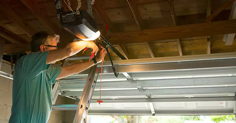 Chamberlain Garage Door Repair in Fleming Island, FL