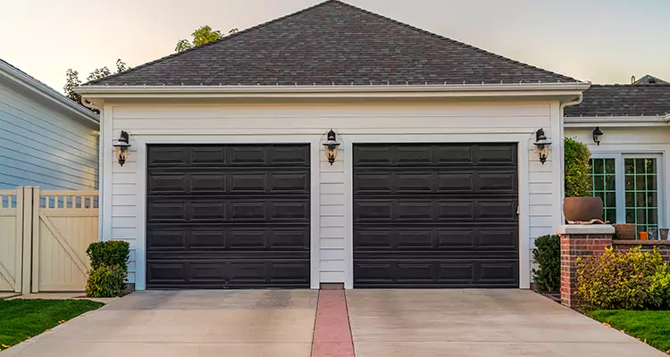 Residential Local Garage Door Repair in Fleming Island, FL